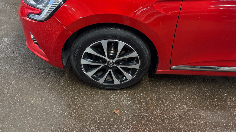 Renault Clio 1.0 TCe 100 Iconic 5dr Petrol Hatchback